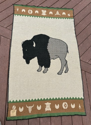 Wool wellspring tatanka robe - wool,